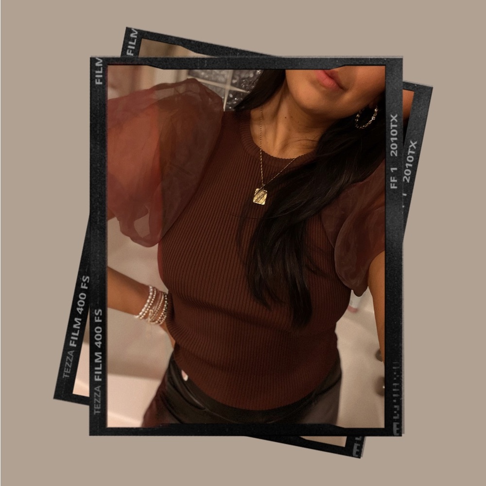 Astr Puff Sleeve Top